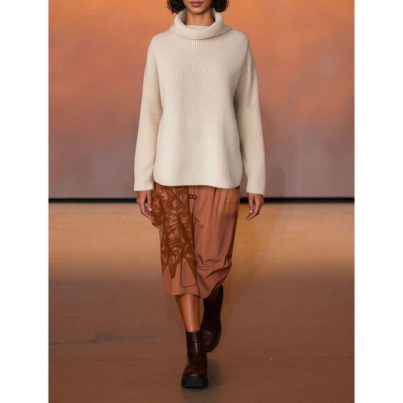 J. Crew 100% Cashmere Turtleneck Sweater size S/M Cream - Picture 1 of 10